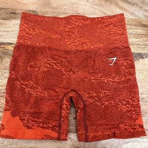 New- gym shark small shorts